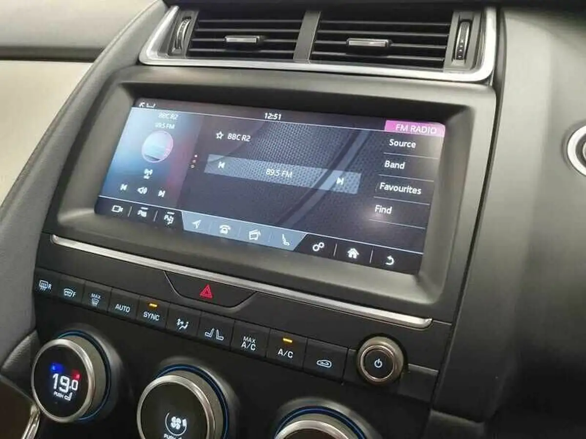 2018-jaguar-e-pace-20-i4d-s-awd-ss-auto-big-17