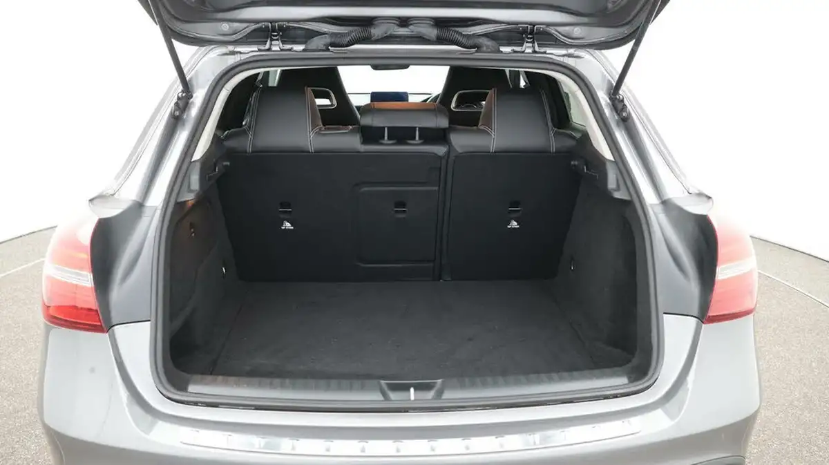 2019-mercedes-benz-gla-class-16-gla-180-urban-edition-7g-dct-big-17