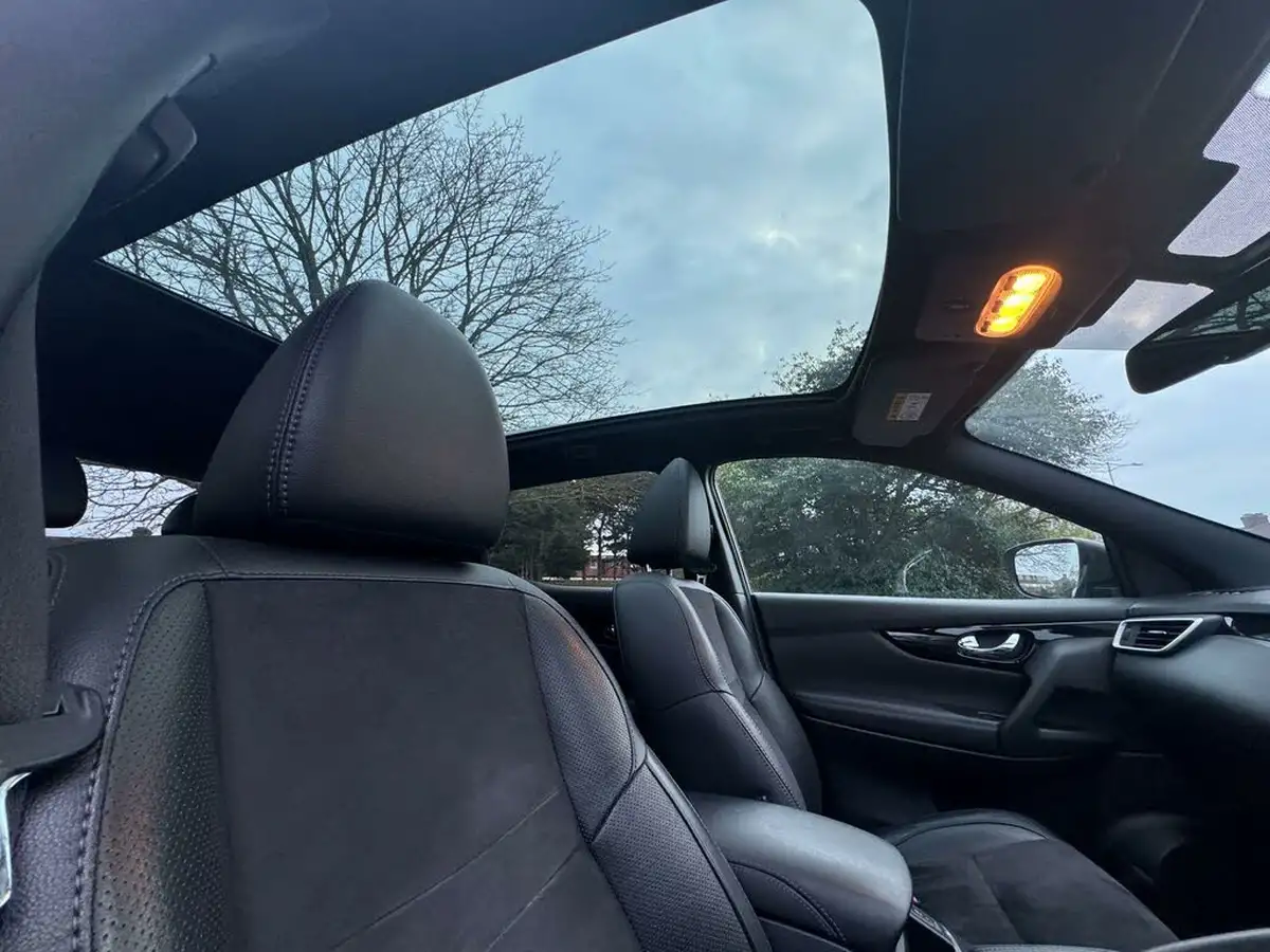 2017-nissan-qashqai-12-dig-t-n-vision-18in-xtronic-cvt-big-22