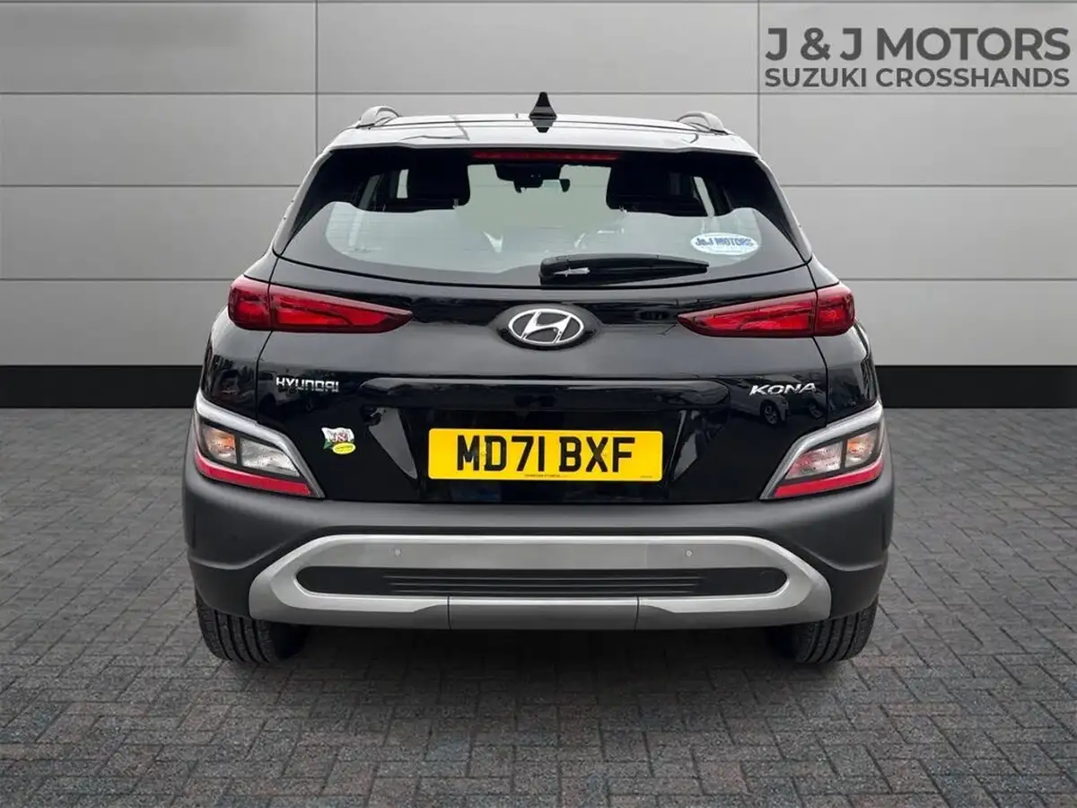 2022-hyundai-kona-10-t-gdi-se-connect-big-5