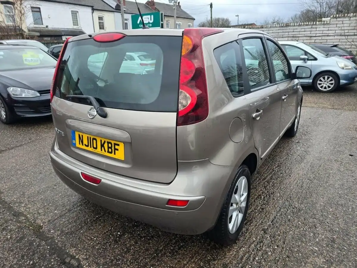 2010-nissan-note-16-acenta-auto-big-2