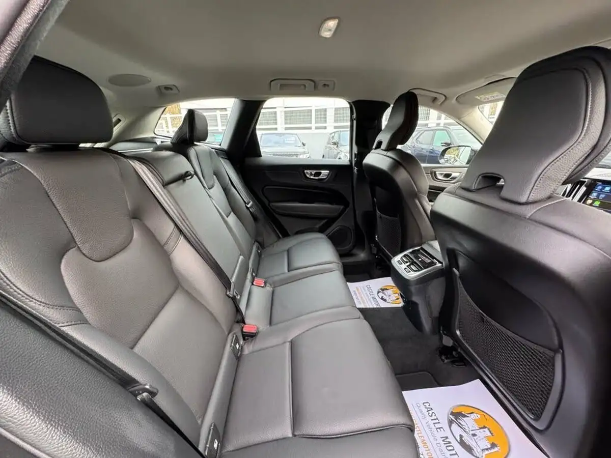 2023-volvo-xc60-20-b5-plus-big-8