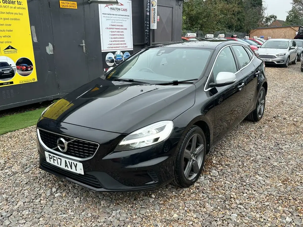 2017-volvo-v40-20td-d2-r-design-nav-plus-big-8