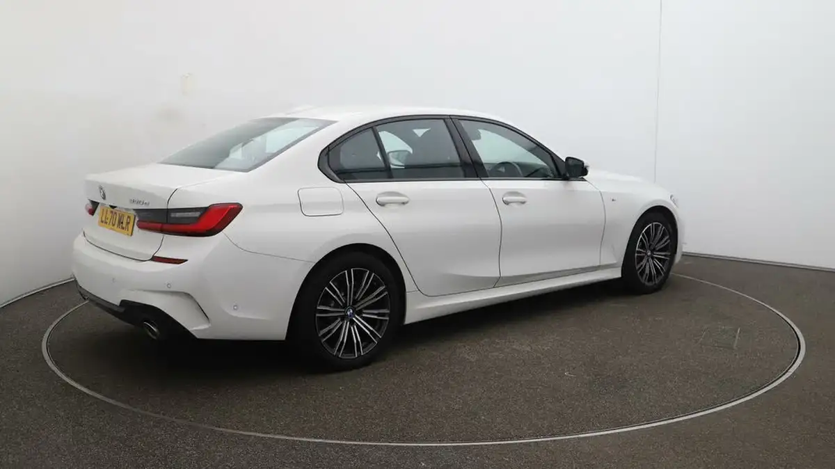 2020-bmw-3-series-20-330e-m-sport-saloon-4d-big-45