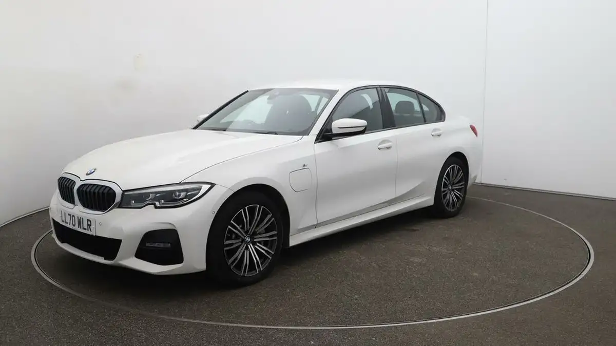 2020-bmw-3-series-20-330e-m-sport-saloon-4d-big-3