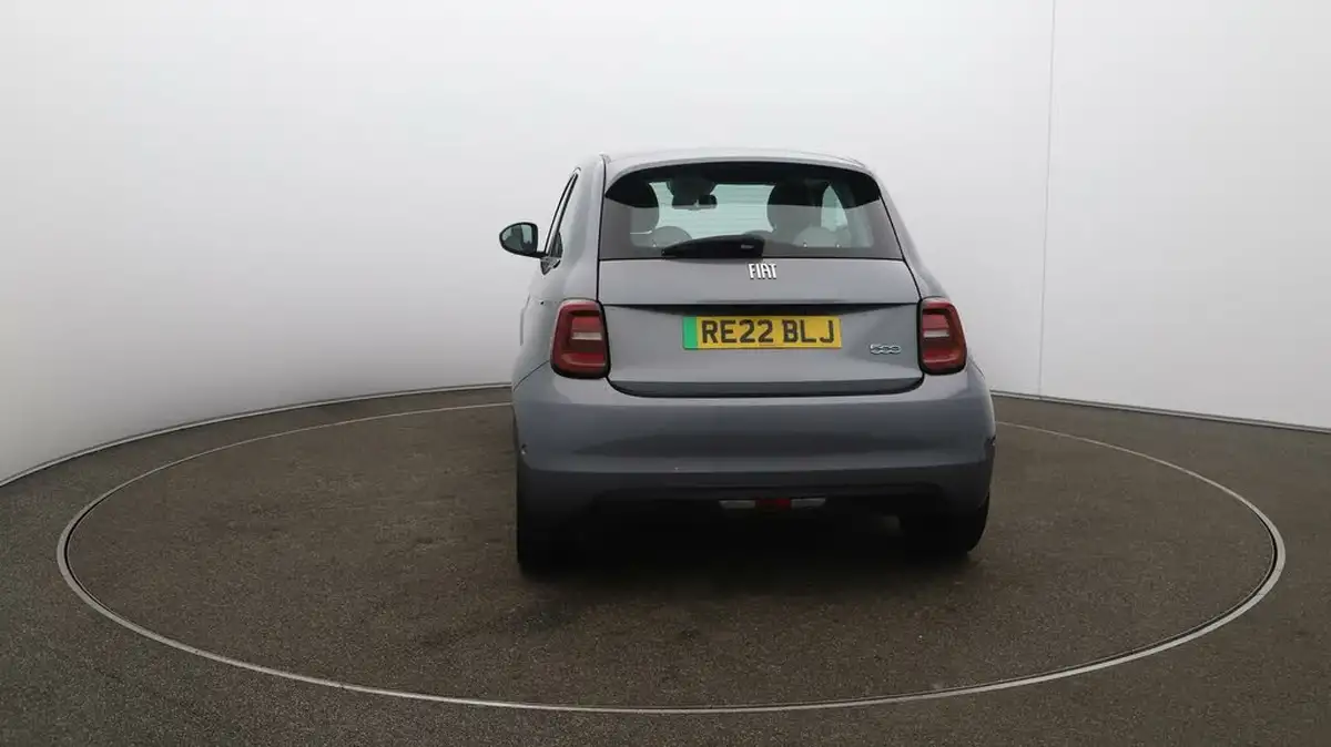 2022-fiat-500-e-la-prima-big-53