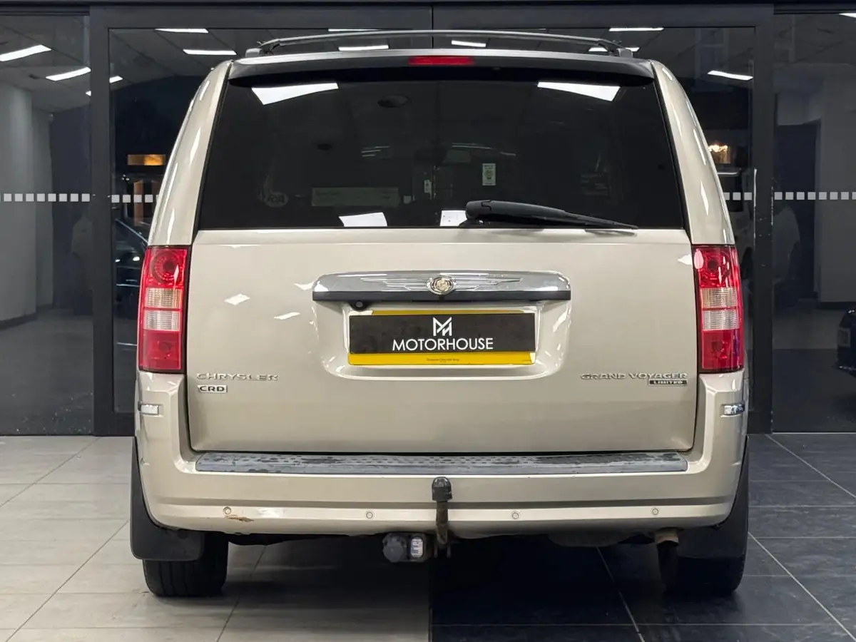 2009-chrysler-grand-voyager-28td-limited-big-14