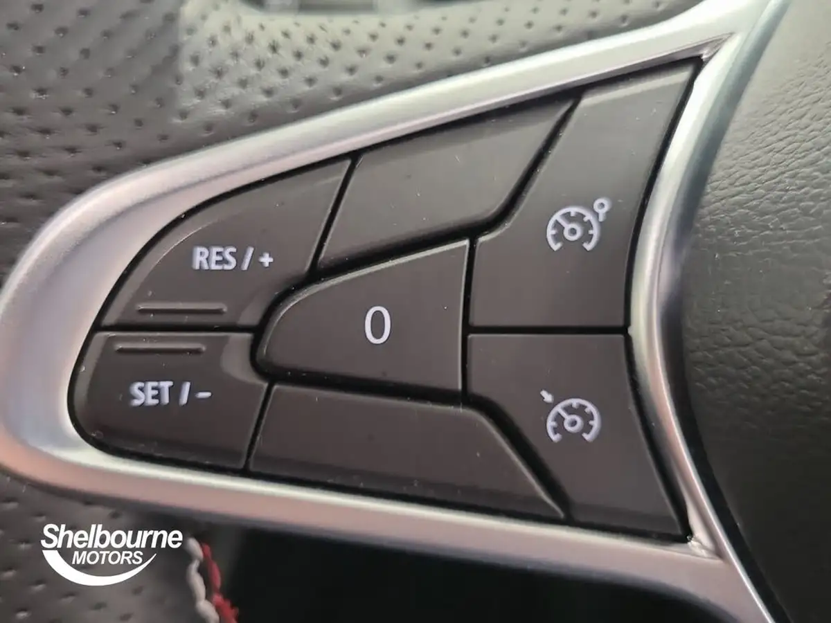 2021-renault-clio-16-rs-line-big-28