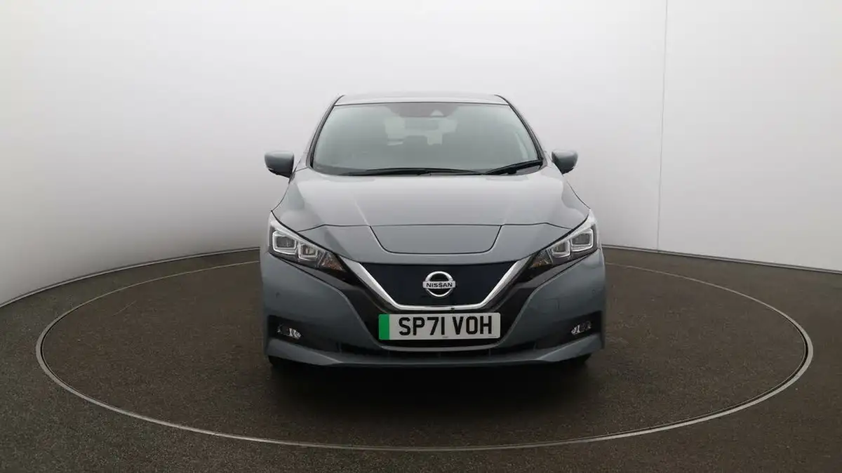2021-nissan-leaf-e-e-tekna-big-37