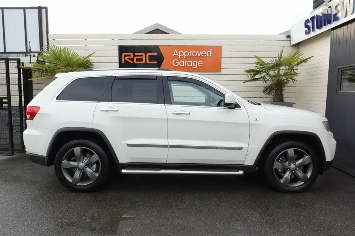 2013-jeep-grand-cherokee-30crd-overland-v6-auto-big-3