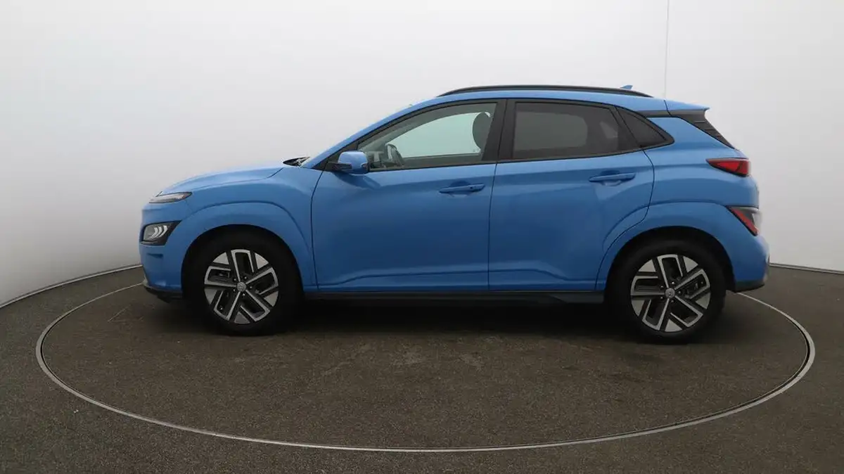 2021-hyundai-kona-e-ultimate-big-58