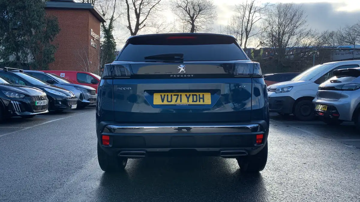 2021-peugeot-3008-suv-12-puretech-gt-big-8