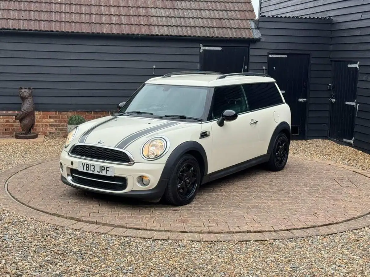 2013-mini-clubvan-16td-mini-cooper-d-big-1