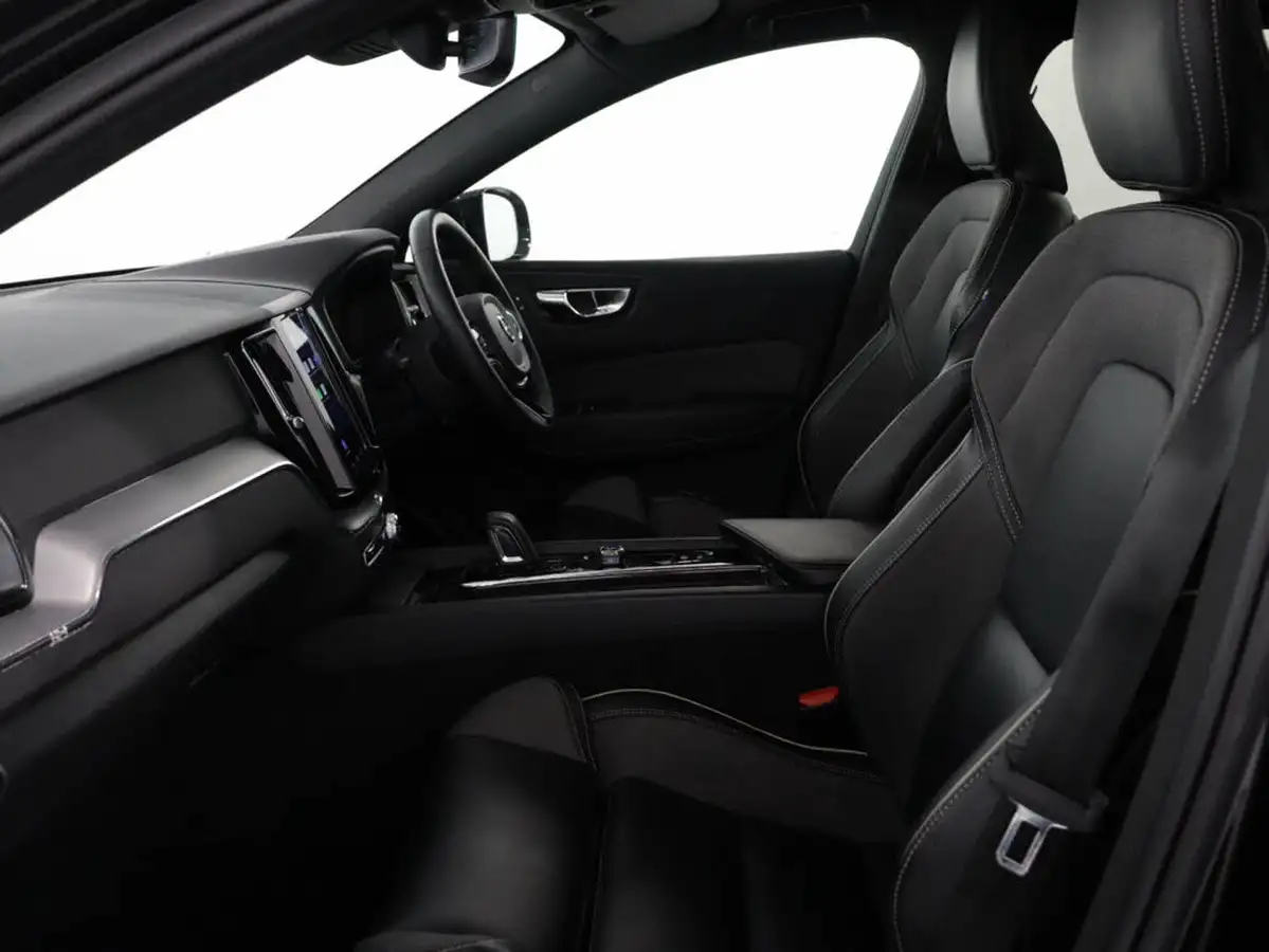 2021-volvo-xc60-20-t6-r-design-350bhp-plug-in-hybrid-big-35