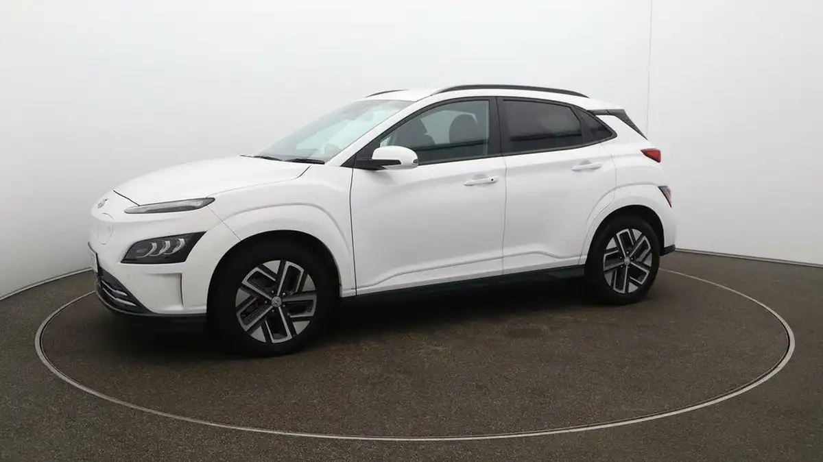 2022-hyundai-kona-e-premium-204ps-64kwh-7kw-obc-big-64
