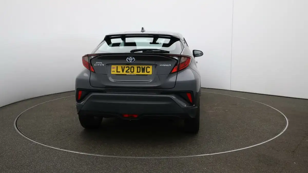 2020-toyota-c-hr-18-vvt-i-icon-parking-pack-big-6