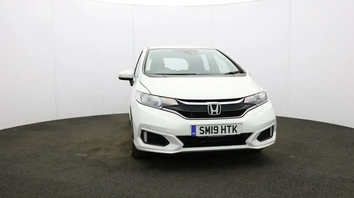 2019-honda-jazz-13-i-vtec-se-big-34