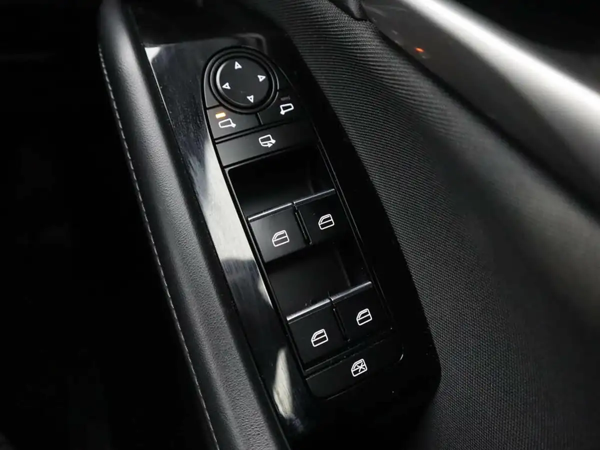 2021-mazda-cx-30-20-e-skyactiv-g-se-l-lux-big-35