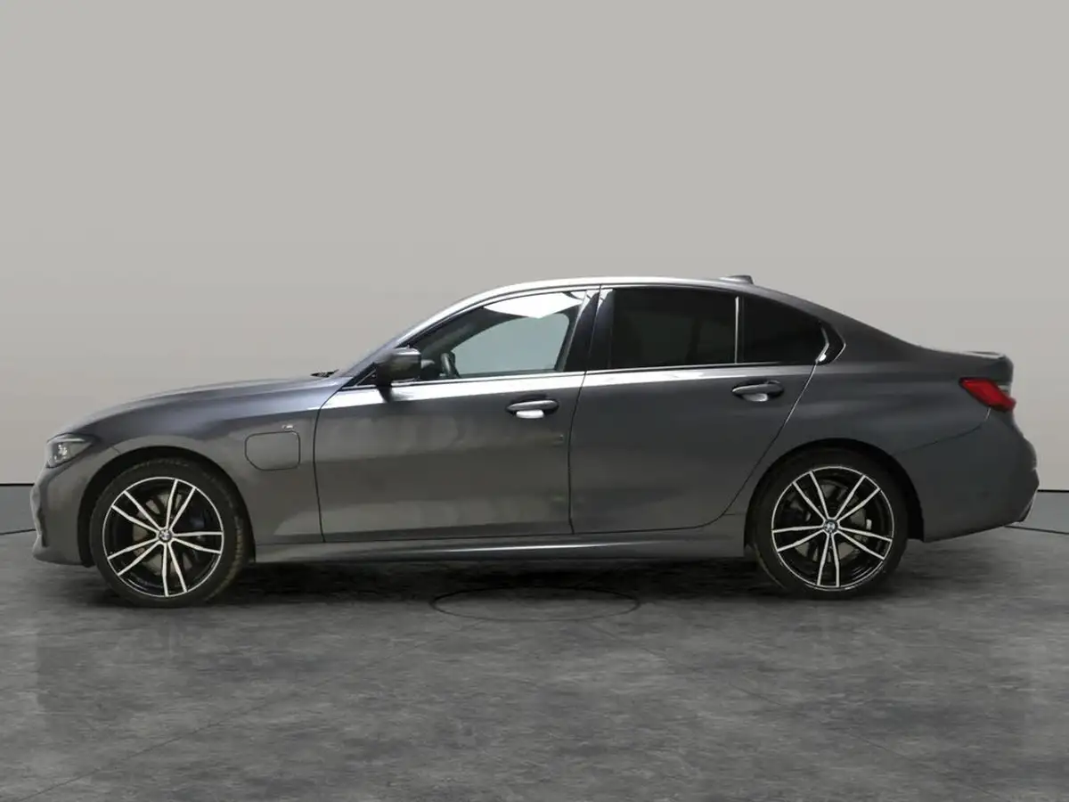 2021-bmw-3-series-20-330e-xdrive-m-sport-saloon-4d-big-9