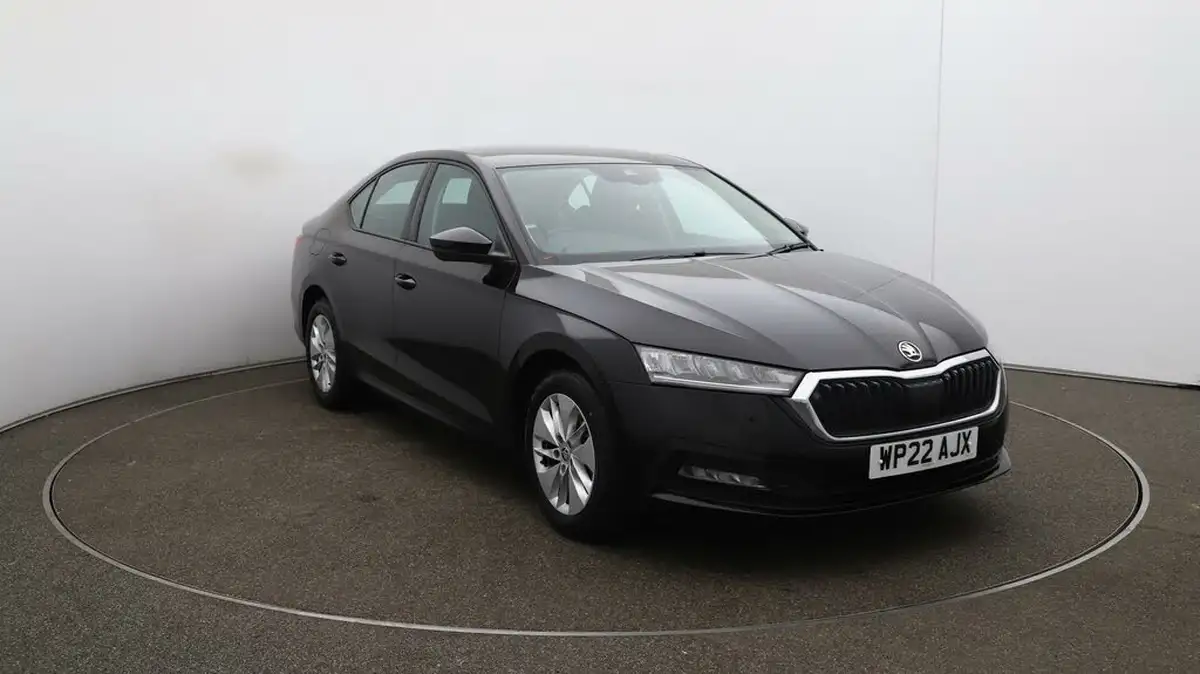 2022-skoda-octavia-10-tsi-se-technology-110ps-hatchback-big-40