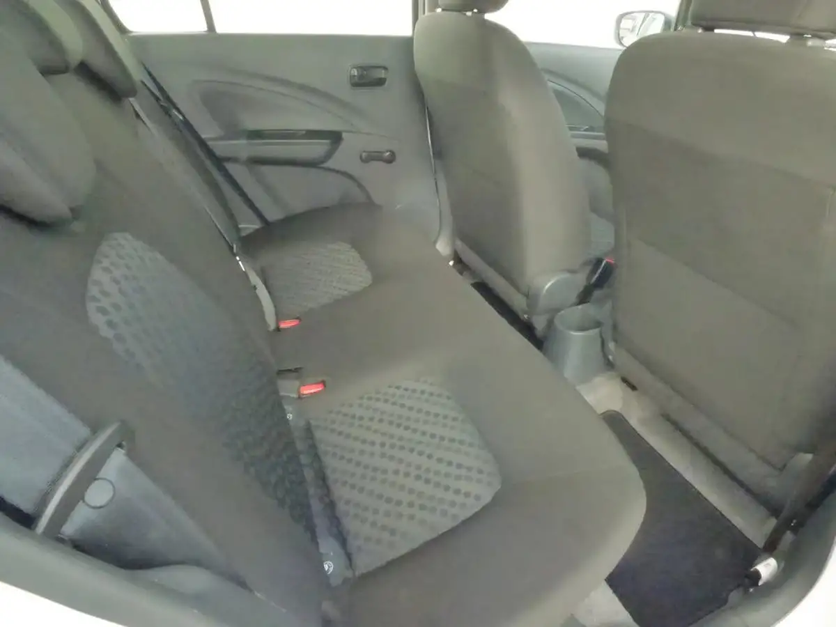 2019-suzuki-celerio-10-sz2-68ps-dualjet-big-9