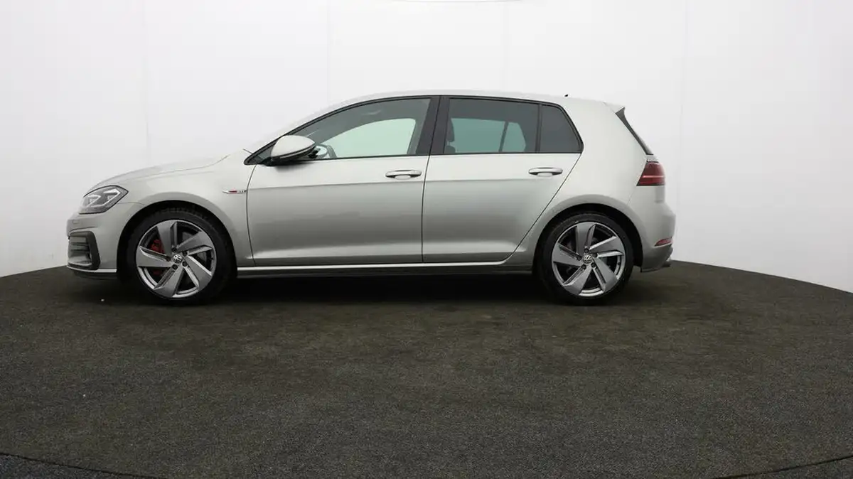 2019-volkswagen-golf-20-tsi-gti-performance-5d-big-3