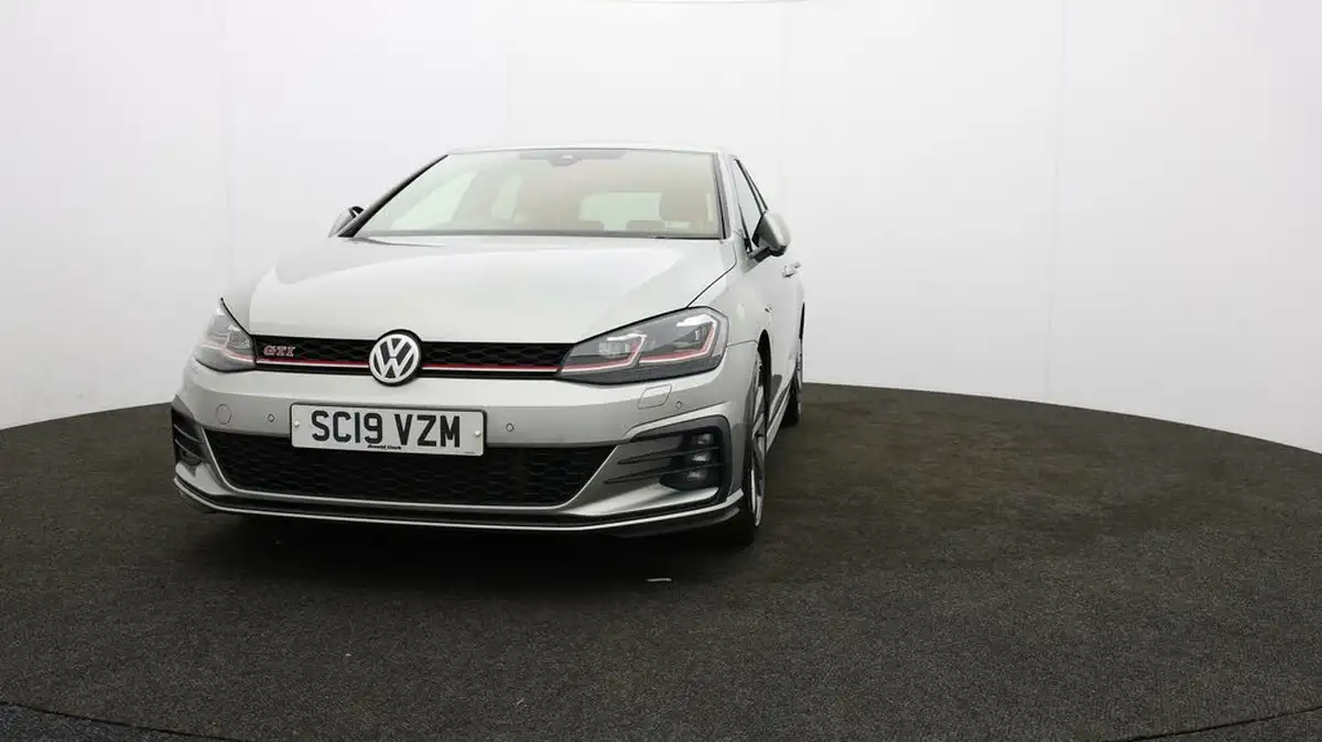 2019-volkswagen-golf-20-tsi-gti-performance-5d-big-49