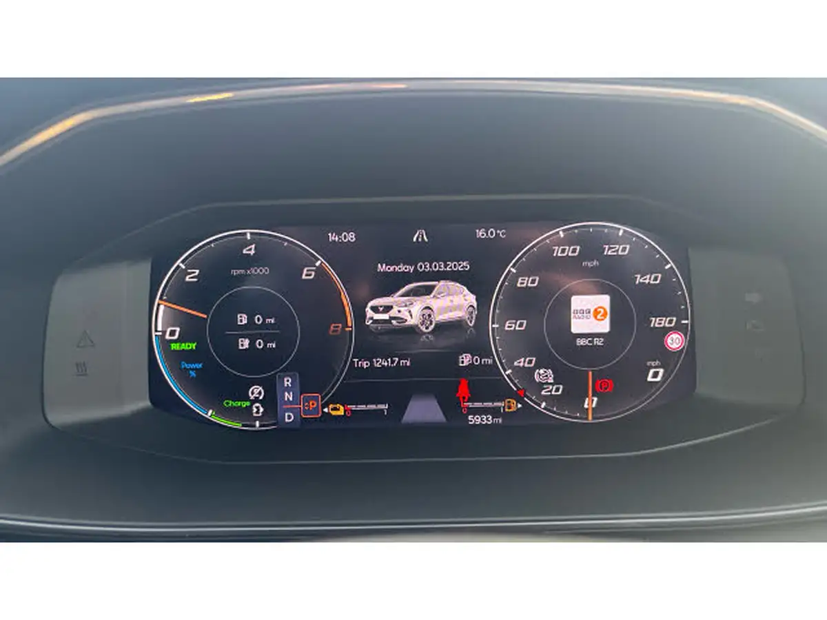 2024-cupra-formentor-14-e-hybrid-v2-big-10