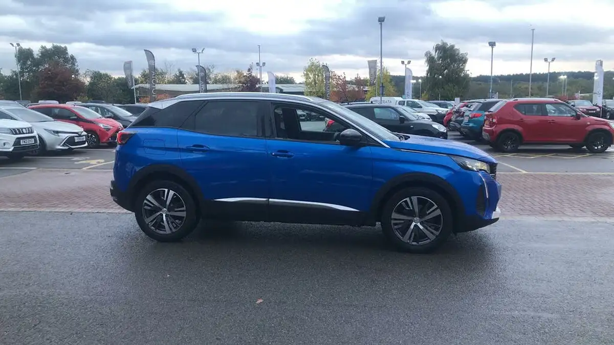 2020-peugeot-3008-suv-12-puretech-allure-premium-eat8-big-6