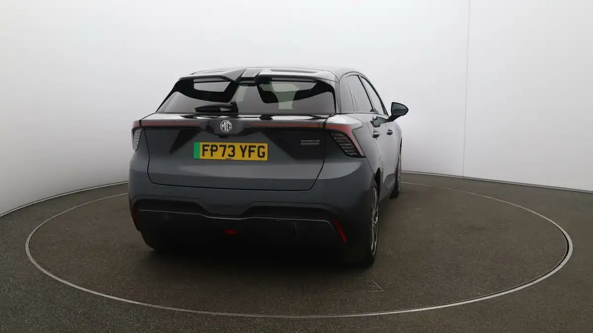 2023-mg-mg4-e-trophy-ev-203ps-long-big-48