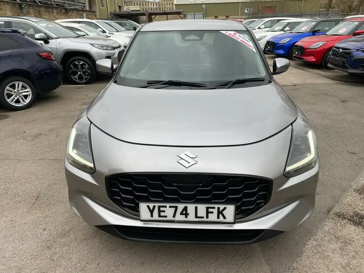2024-suzuki-swift-12-motion-cvt-big-1