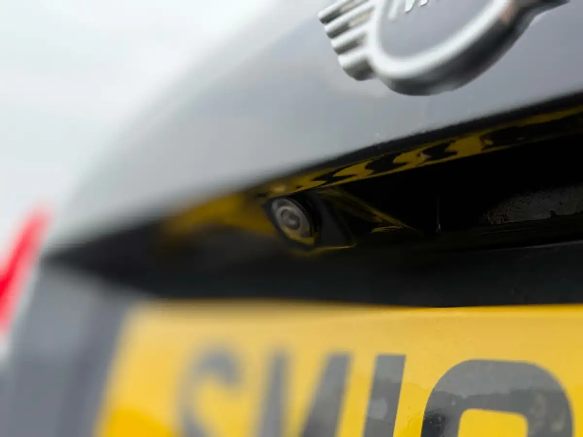 2019-mini-cooper-20-cooper-s-sport-189bhp-hatchback-3d-auto-big-6