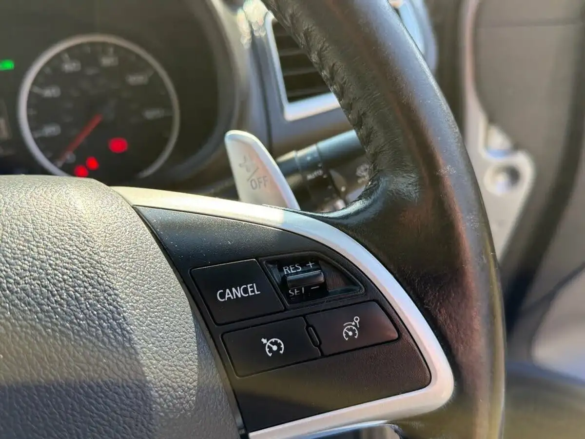 2016-mitsubishi-l200-24di-d-barbarian-auto-big-38