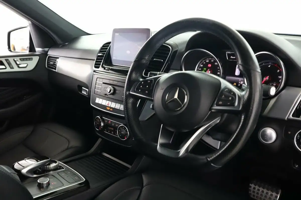 2018-mercedes-benz-gle-class-21d-gle250d-amg-night-edition-premium-plus-big-15