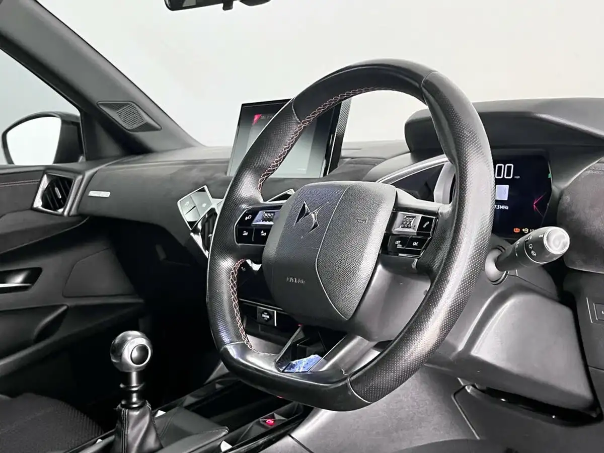 2020-ds-ds-3-crossback-12-puretech-performance-line-100ps-big-18