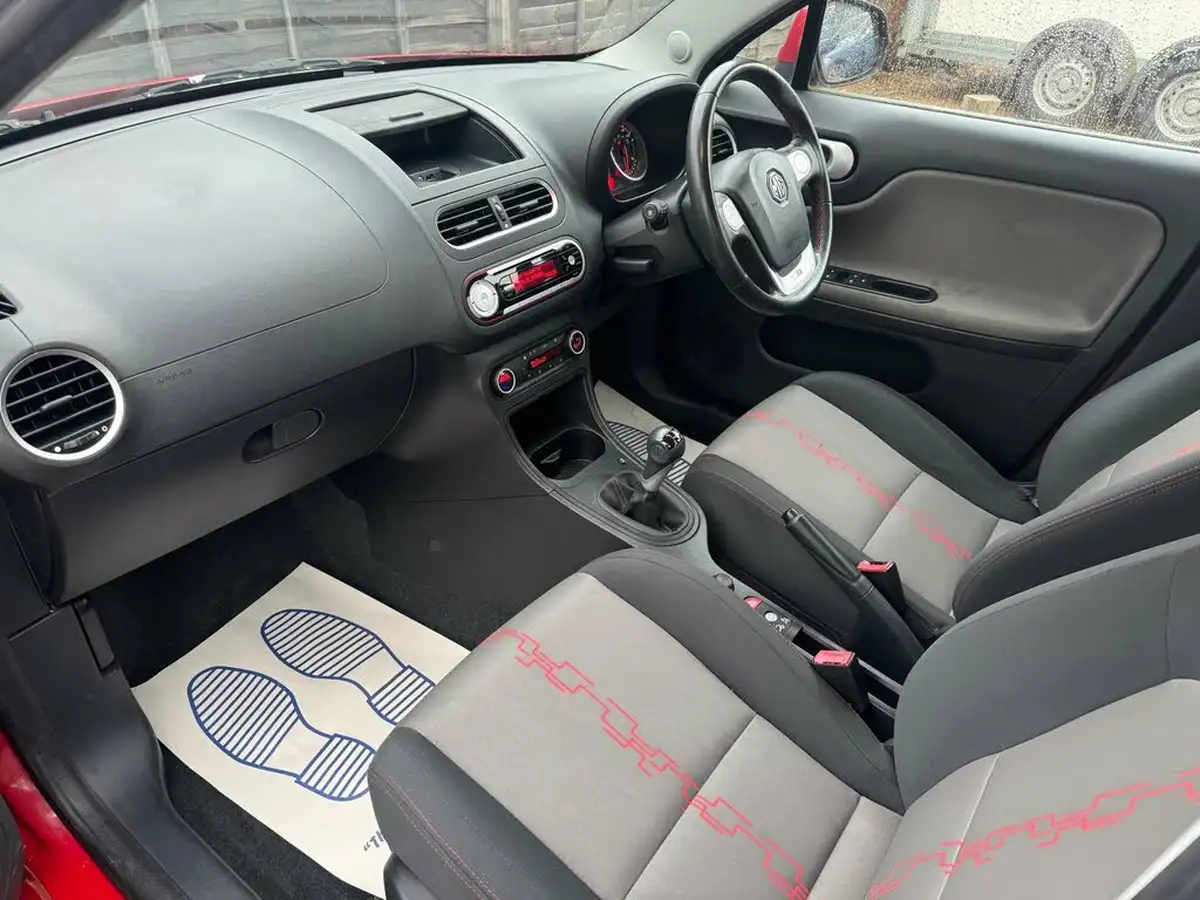 2016-mg-mg3-15-vti-tech-3form-sport-big-8