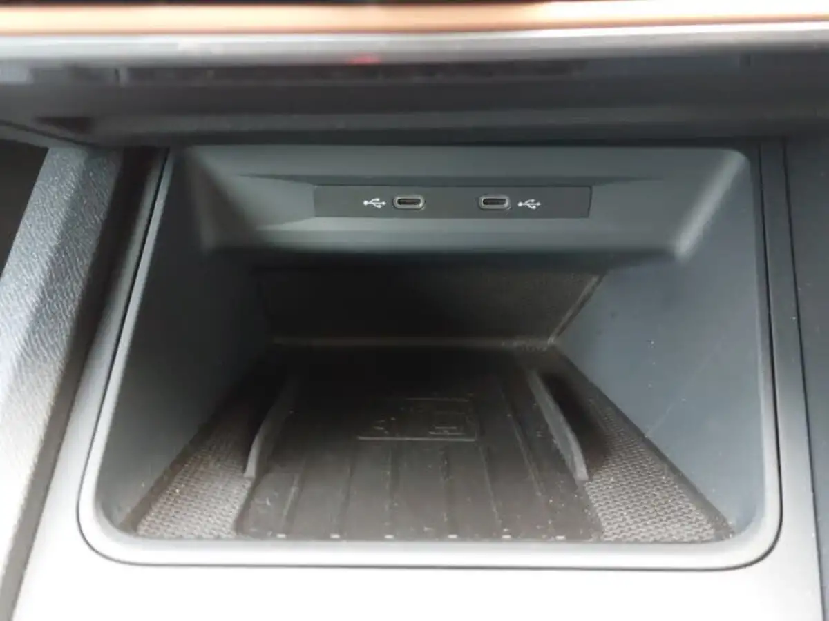 2022-cupra-formentor-15-tsi-v2-dsg-big-16