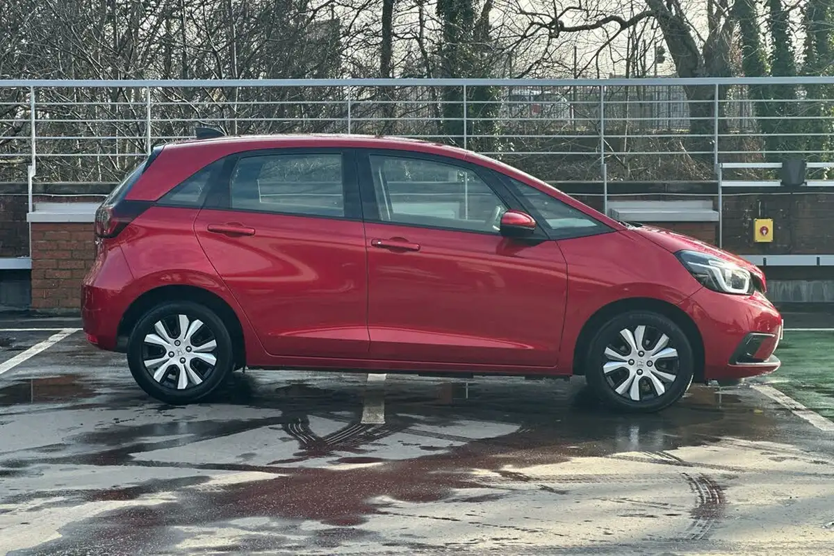 2021-honda-jazz-15-i-mmd-sr-109ps-big-5