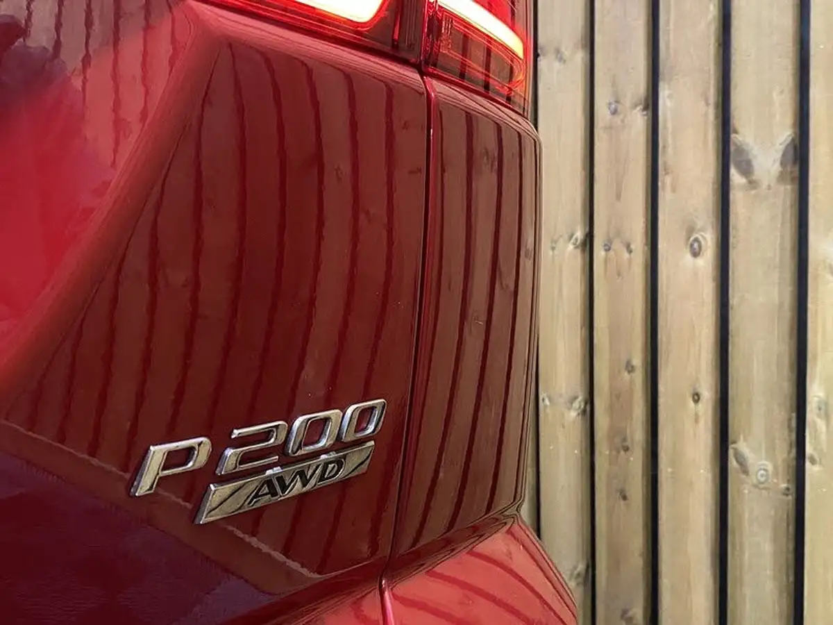 2020-jaguar-e-pace-20-i4-200ps-big-40