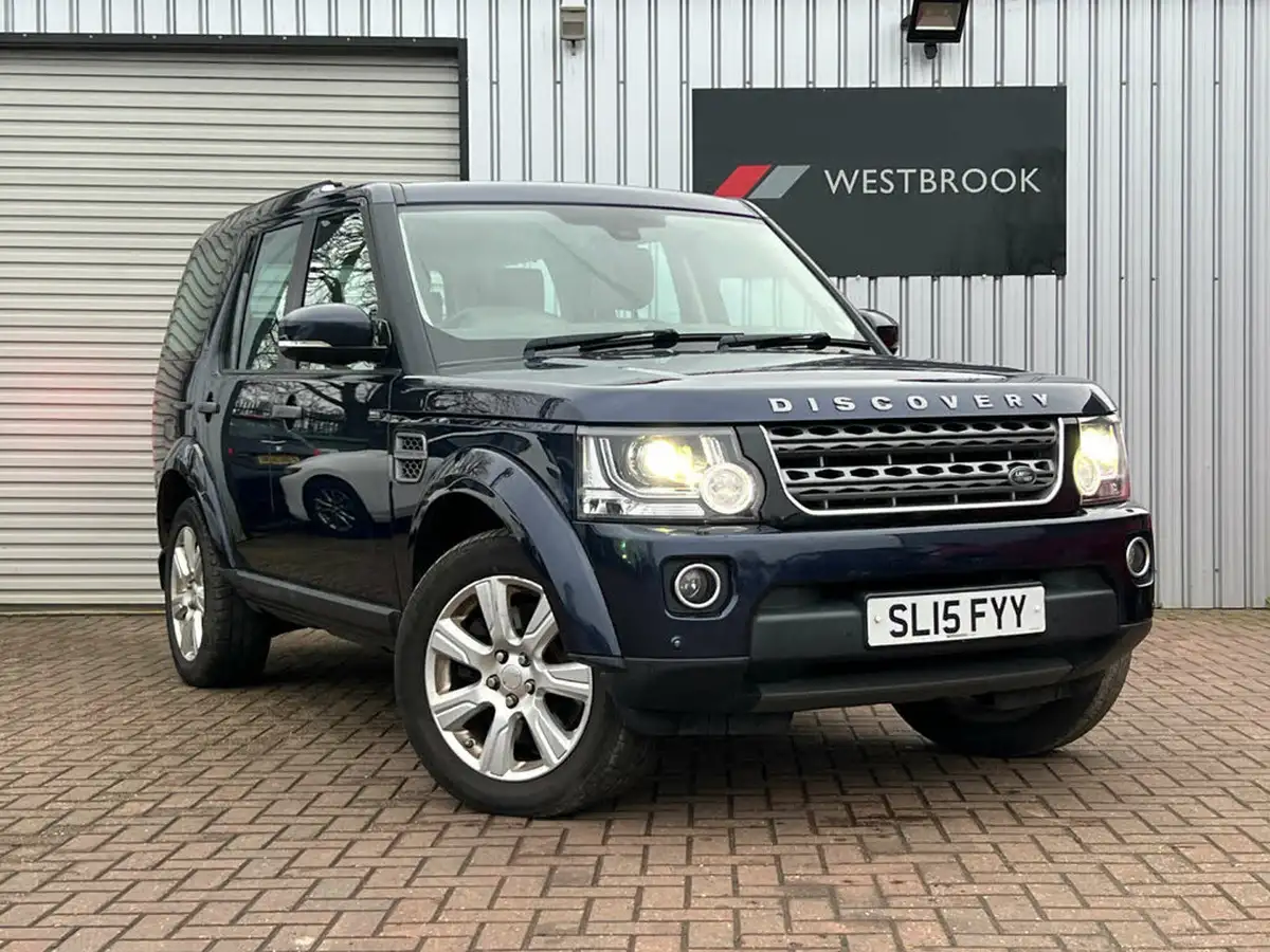 2015-land-rover-discovery-4-30td-se-tech-big-6