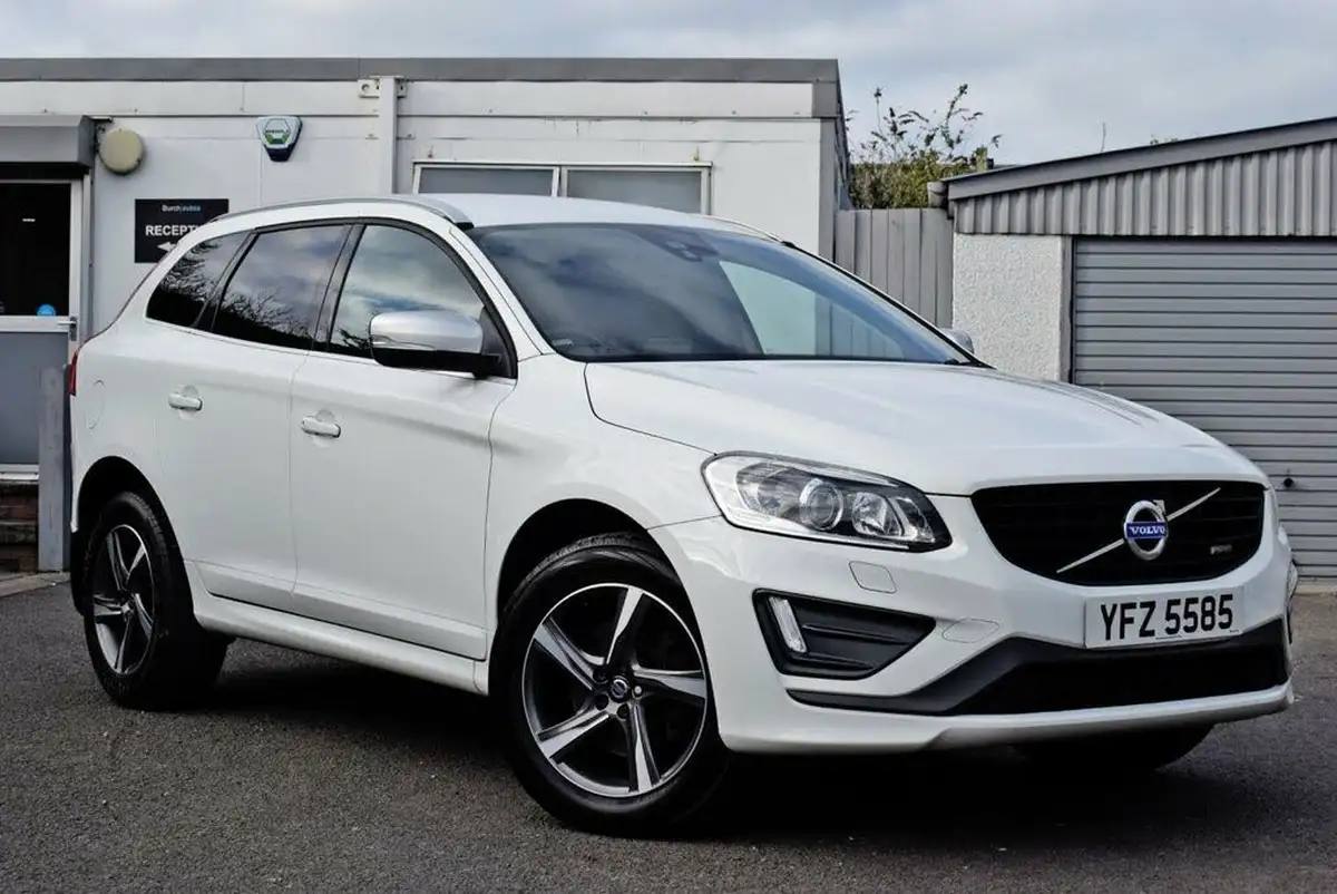 2015-volvo-xc60-20td-d4-r-design-lux-181bhp-geartronic-big-0