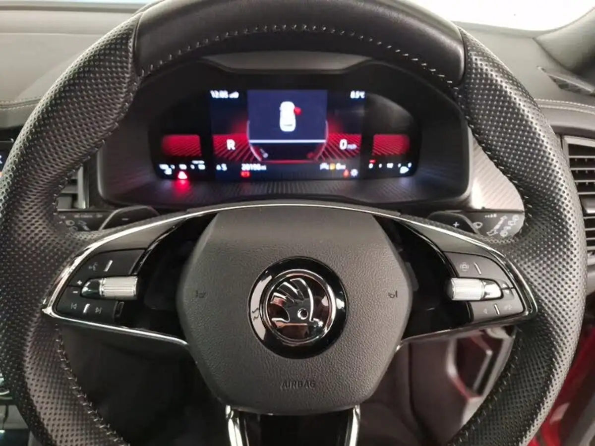 2022-skoda-kodiaq-15-tsi-sportline-big-18