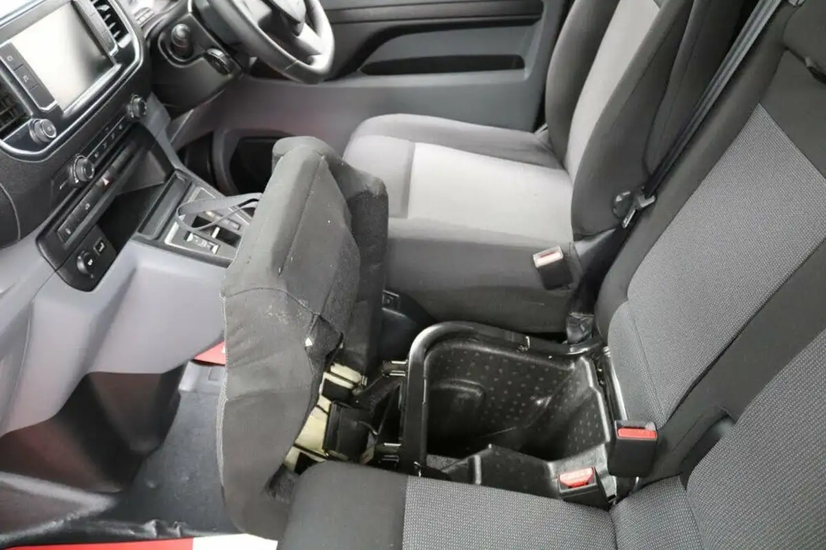 2021-peugeot-expert-e-professional-standard-75kwh-panel-big-23