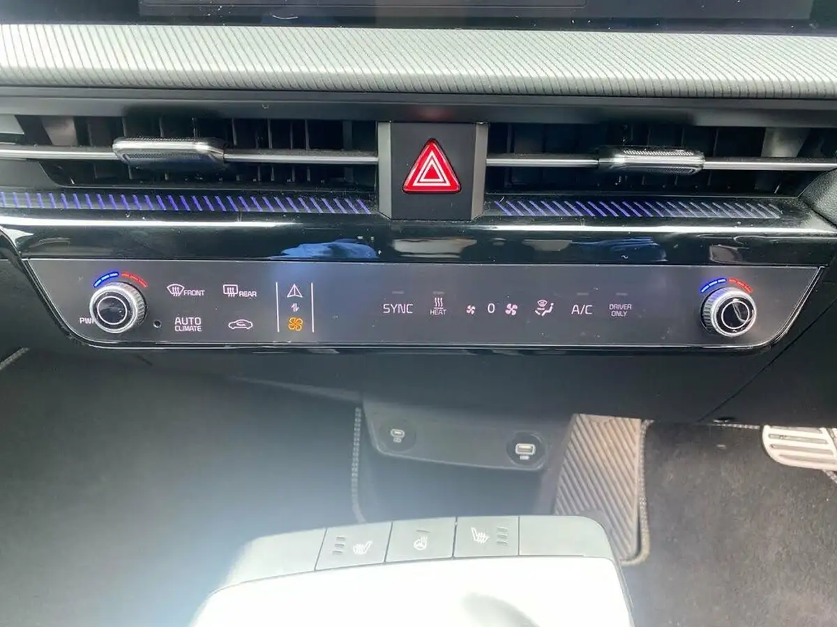 2022-kia-ev6-e-gt-line-225bhp-heat-pump-big-25