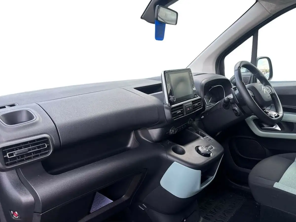 2020-citroen-berlingo-15bluehdi-flair-m-size-130ps-eat8-big-7