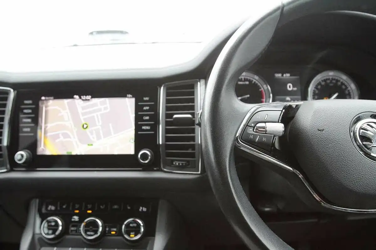 2021-skoda-kodiaq-15-tsi-se-l-big-16