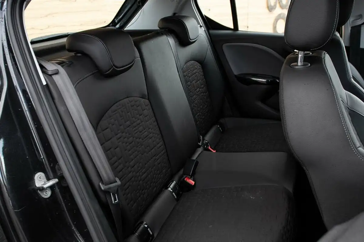 2016-vauxhall-corsa-14i-se-90ps-5d-1398cc-auto-big-30