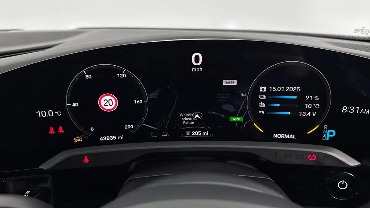 2021-porsche-taycan-e-4s-571ps-performance-battery-plus-big-12