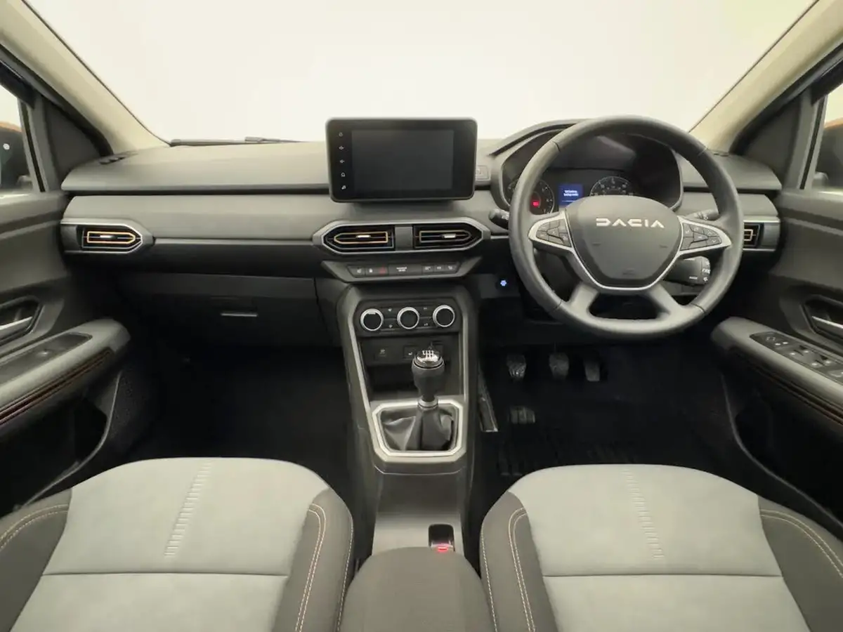 2024-dacia-sandero-stepway-10-tce-extreme-90bhp-big-12