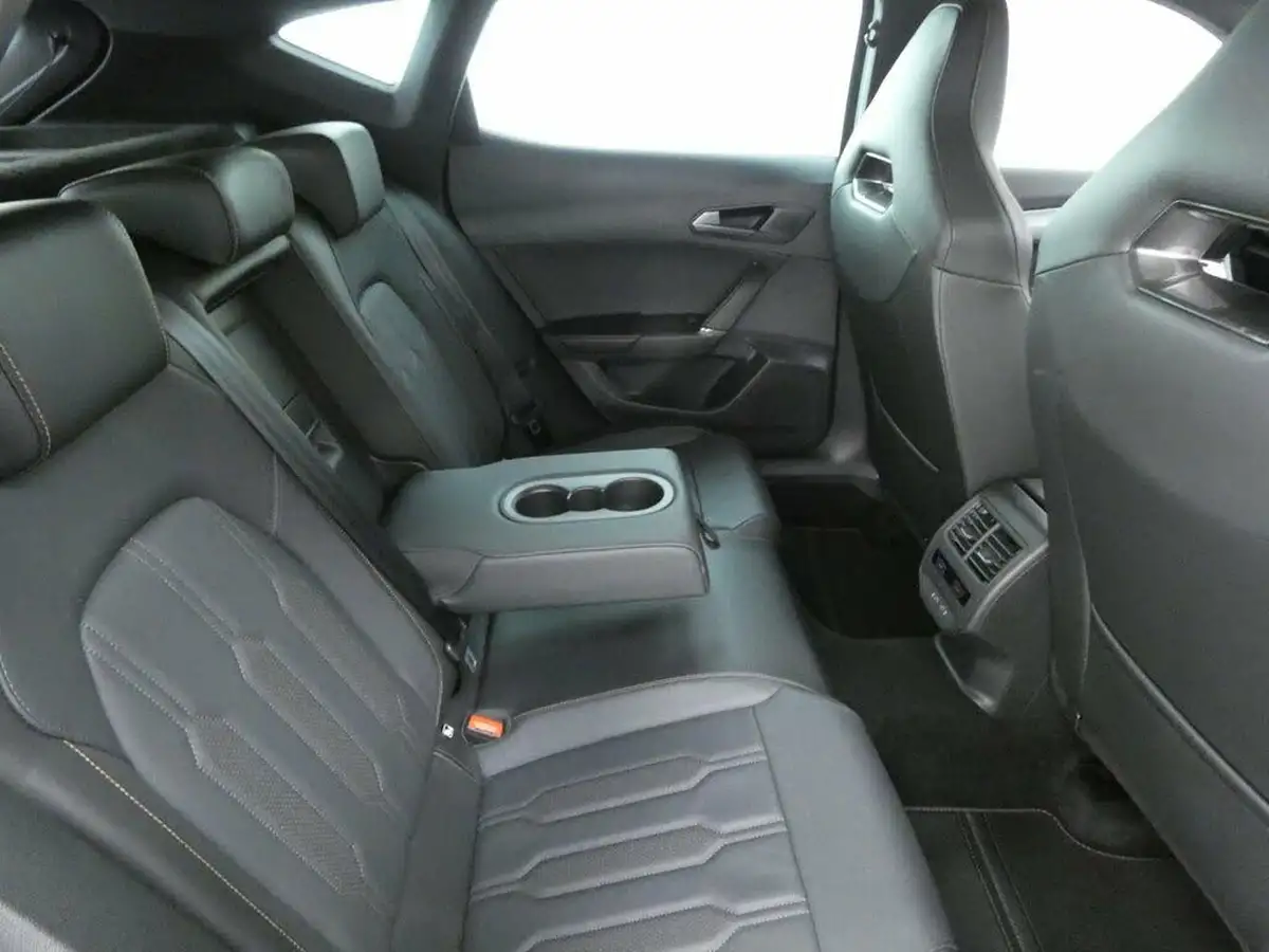 2021-cupra-formentor-14-e-hybrid-v2-big-16